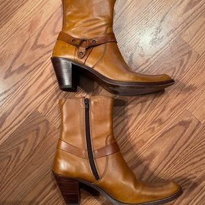 FRYE leather booties 7.5